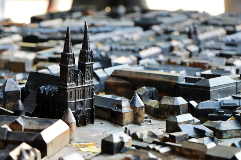 Model of Zagreb with focus on Zagreb Cathedral.